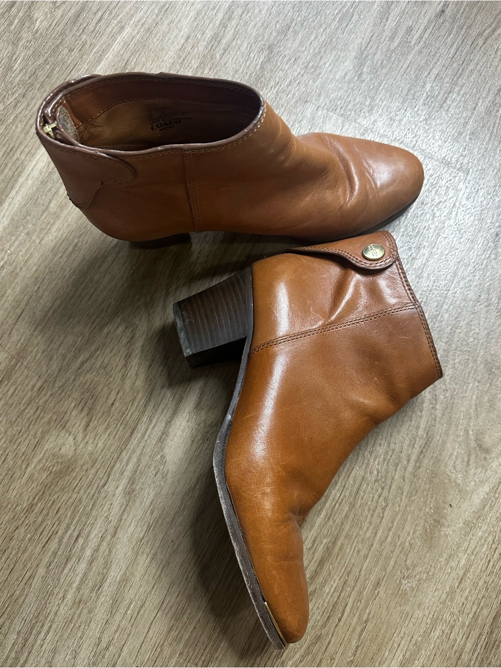 Coach Leather Ankle Booties Brown Cognac Gold Logo Button Side Zip Block Heel